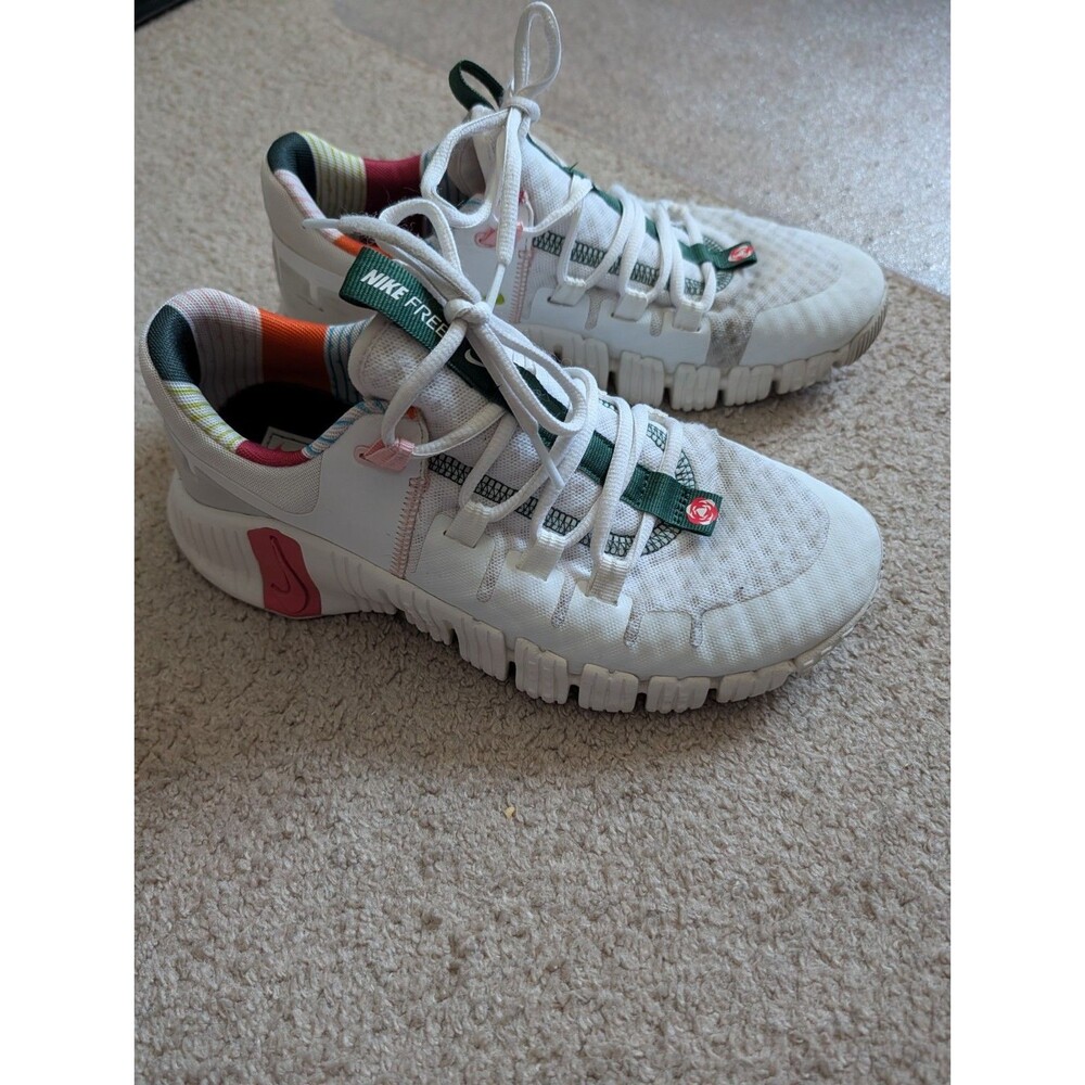 Size 9 - Nike Free Metcon 5 All Petals United W sneaker shoe